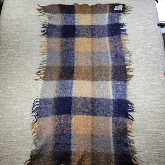 Avoca Hand Weavers Lap Blanket Scarf Shawl Brown Blue Wool Mohair Plaid Fringe - Picture 12 of 16